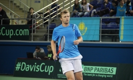 Голубев проиграл Давыденко в первом матче турнира в Дубае