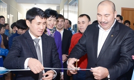 Звезды казахстанского бокса посетили ТарГПИ