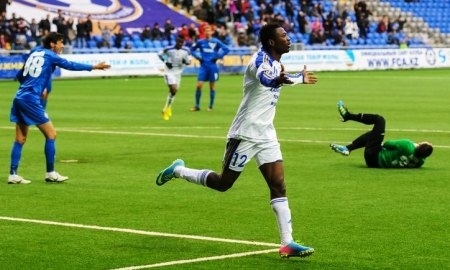 Твумаси заявлен за «Амкар»