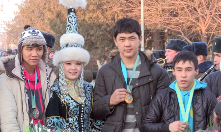 Чемпионов Казахстана по боксу встретили в Шымкенте