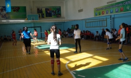 Акимат Тараза проводит волейбольный турнир к 8 марта