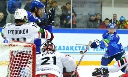 Фоторепортаж с матча плей-офф КХЛ «Барыс» — «Автомобилист» 3:2 О.Т