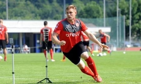 Шмидтгаль вышел в старте