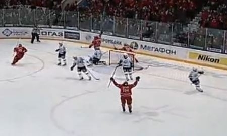 Видео шайб в матче плей-офф КХЛ «Автомобилист» — «Барыс» 1:2