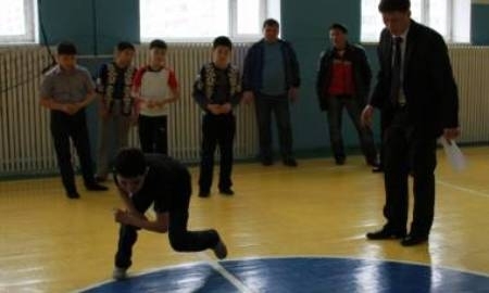 В Павлодаре на Наурыз прошел первый чемпионат по «Асық ату»