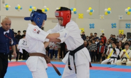 В Актау стартовал первый детско-юношеский чемпионат Мира по кекушинкай каратэ