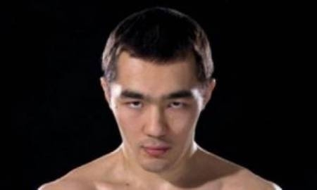 Шуменов опроверг слухи о встрече с Эгнью вне ринга