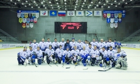 «Казцинк-Торпедо» закрыл сезон товарищеской игрой с болельщиками