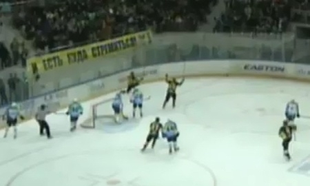 Видеообзор матча плей-офф ВХЛ «Сарыарка» — «Торос» 4:3 О.Т