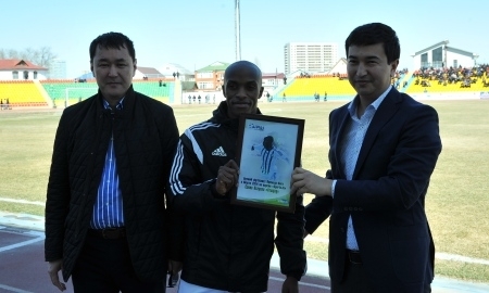 «Sports.kz» наградил Савио Нсереко