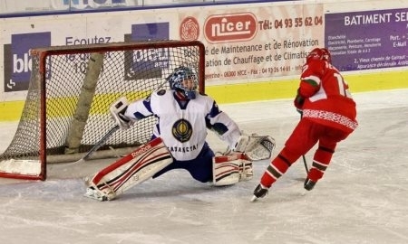 Фоторепортаж с матча юниорского чемпионата Мира Казахстан — Беларусь 1:2 Б