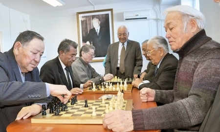 В Таразе прошел турнир по шахматам среди ветеранов