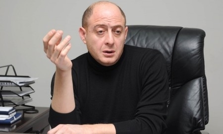 Реваз Арвеладзе удивил гостей Конгресса УЕФА в Астане