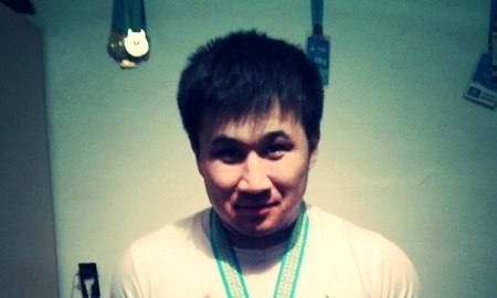 На чемпионате Казахстана по тяжелой атлетике разыграно еще два комплекта наград