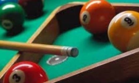 Ко Дню Победы в Алматы прошел чемпионат по бильярду среди ветеранов и пенсионеров