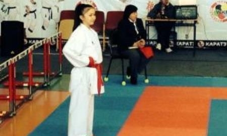 Юная кызылординская каратистка завоевала путевку на чемпионат Азии