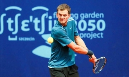 Недовесов в паре с Габашвили обыграл Голубева и Кукушкина на турнире в Португалии