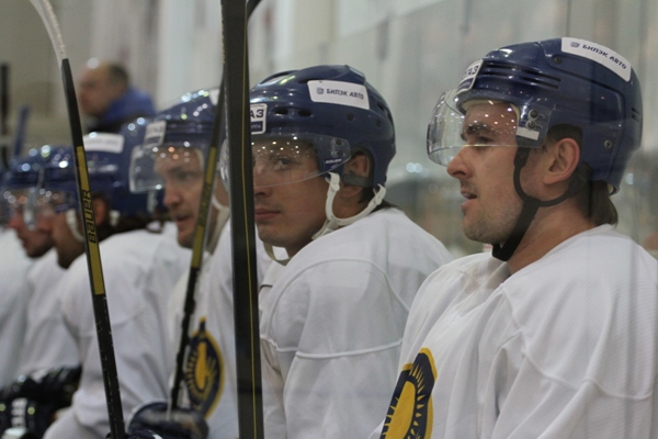 Сборная Казахстана провела тренировочный матч