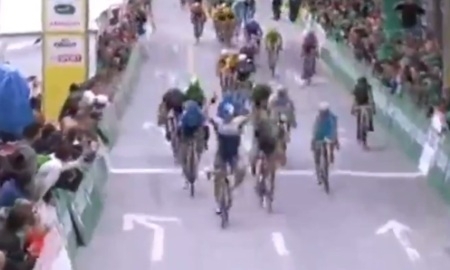 Видео финиша Максима Иглинского на первом этапе «Тура Романдии»