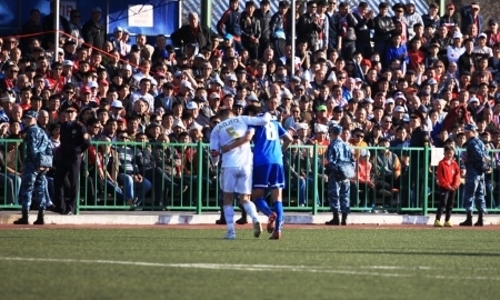 Фоторепортаж с матча Премьер-Лиги «Актобе» — «Кайрат» 1:0