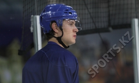 Роман Савченко провел тренировку на льду