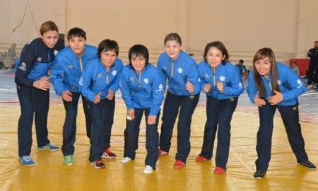 Женская сборная Казахстана вылетела на сборы в Турцию