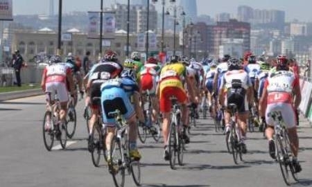 Казахстанцы продолжают свое участие на «Tour d’Аzerbaijan»