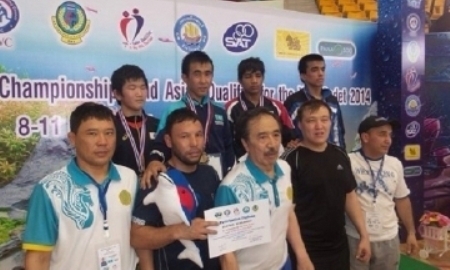 Юные борцы Казахстана завоевали Олимпийские лицензии