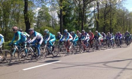 Казахстанские шоссейники завершили выступления во Франции и в России