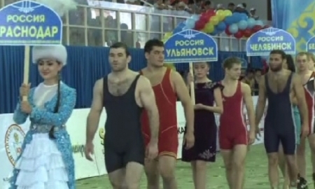 В Шымкенте стартовал 21-й открытый чемпионат по греко-римской борьбе