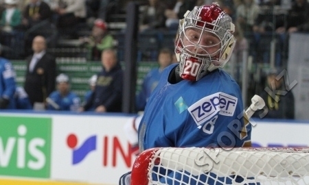 В воротах сборной Казахстана смена вратаря