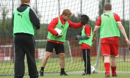 Шмидтгаль поучаствовал в акции для детей-инвалидов