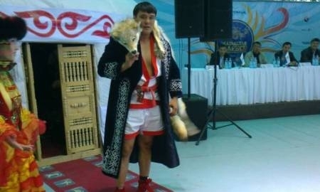 В Алматы прошла презентация 33 сильнейших балуанов Казахстана