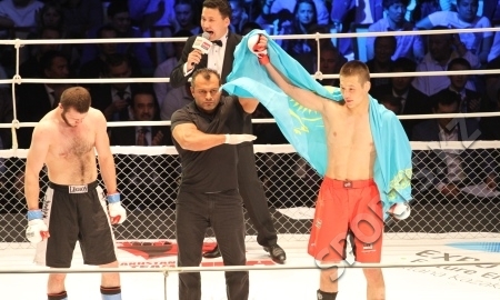 Бойцы из Казахстана взяли три «золота» на Чемпионате Азии по ММА
