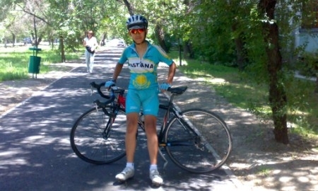 Казахстан взял уверенное серебро на чемпионате Азии по велоспорту в Караганде