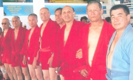 Жамбылские ветераны самбо стали третьими на чемпионате РК