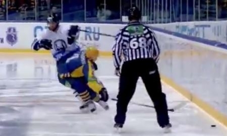 Хит Новопашина — в десятке лучших силовых приемов сезона КХЛ