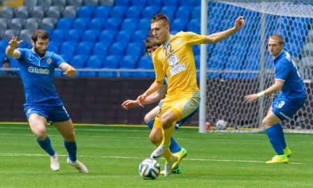 Фоторепортаж с матча Премьер-Лиги «Астана» — «Кайрат» 2:2