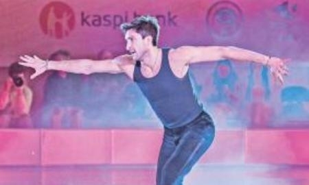 Чемпион зимней Олимпиады в Ванкувере Эван Лайсачек встретился с алматинской молодежью