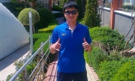 Абугалиев на просмотре в «Спартаке»