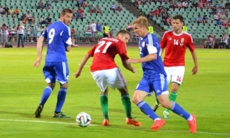 Казахстан впервые сыграл с Венгрией