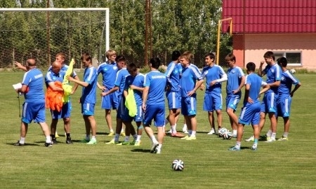 Молодежная сборная Казахстана завершила учебно-тренировочный сбор в Шымкенте