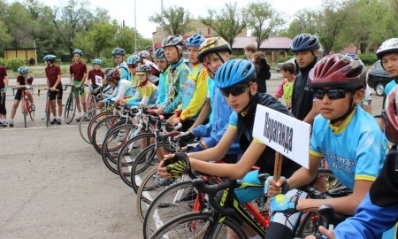 В Сарани состоялось открытие Республиканской многодневной велогонки «Олимпийские надежды-2014»