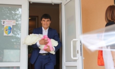 Серик Сапиев назовет новорожденную дочь именем на букву «А»