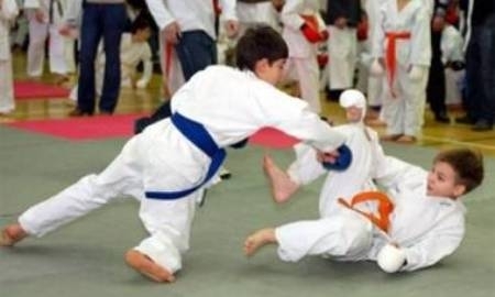 Летом казахстанские дети чаще всего получают спортивные травмы