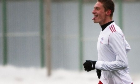 Лисенков подписал контракт с «Акжайыком»