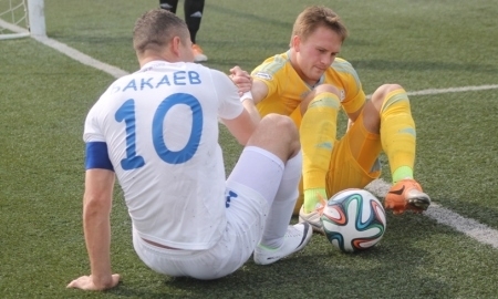 На трибунах становится тише...