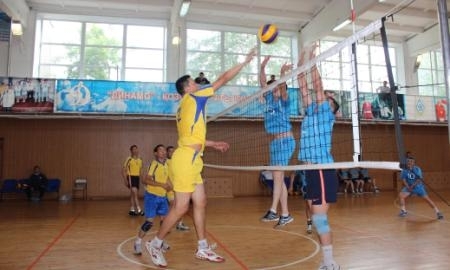 В Костанае завершился второй день чемпионата МВД РК по волейболу 