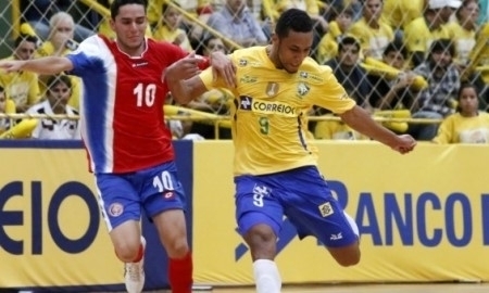 Же: «Еду в Казахстан писать историю»