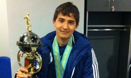 Иманов перешел в «Махтаарал»